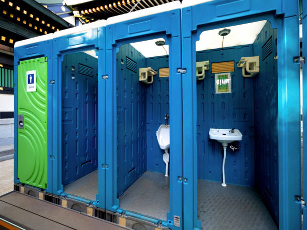Best Luxury portable toilet rental  in Sheboygan Falls, WI